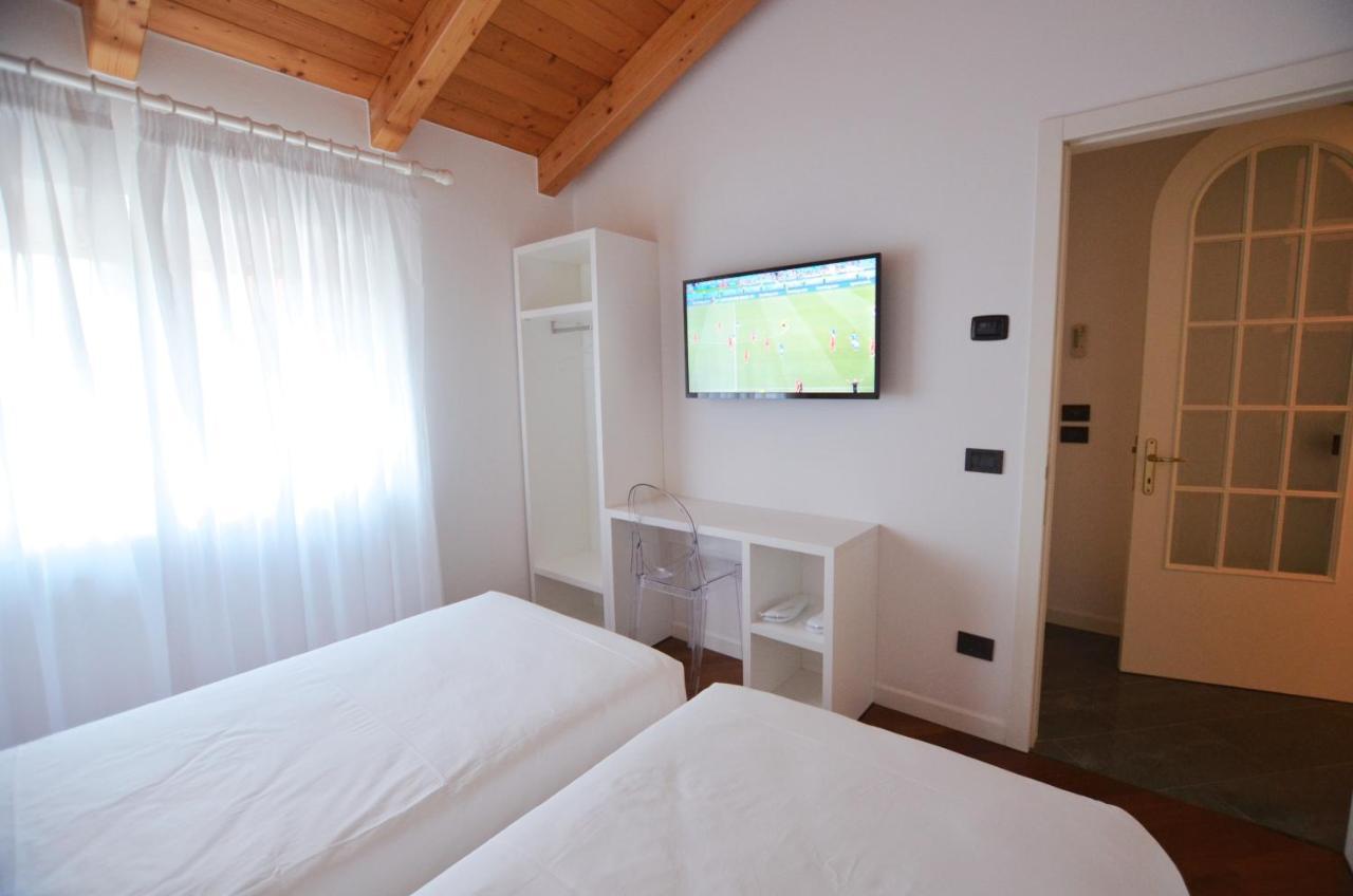 Attic Suite Palme Riva del Garda Exterior foto